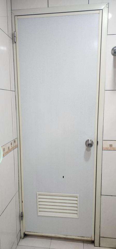 浴室門案件圖片
