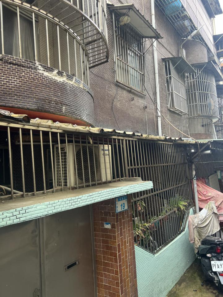 遮雨棚安裝案件圖片