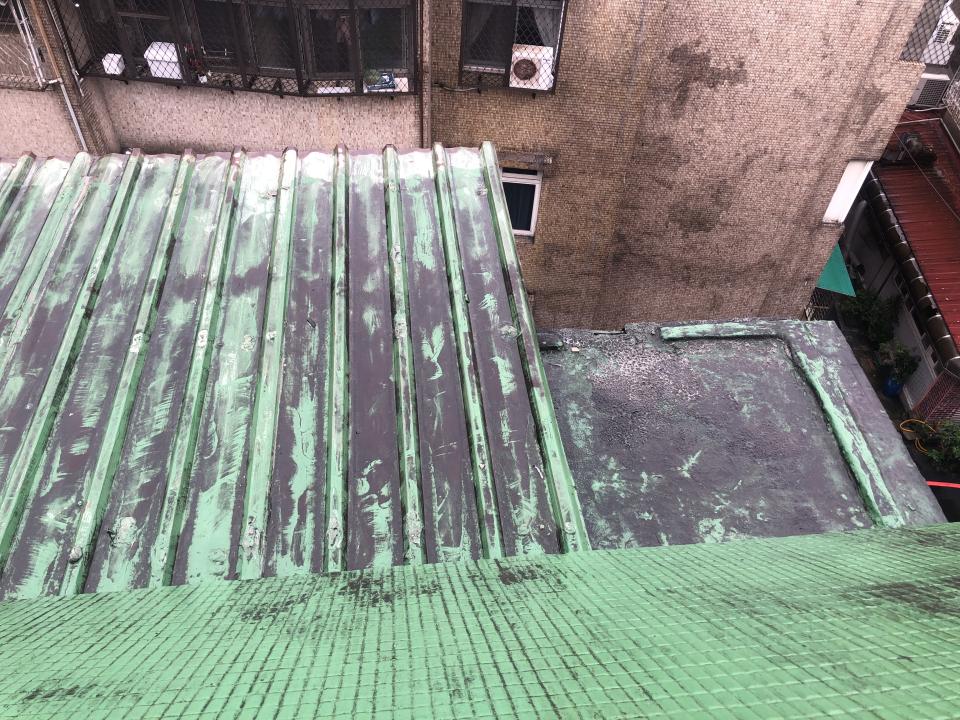 鐵皮屋頂案件圖片