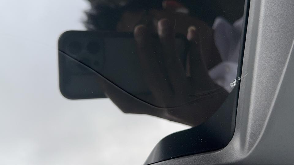 汽車玻璃修補案件圖片