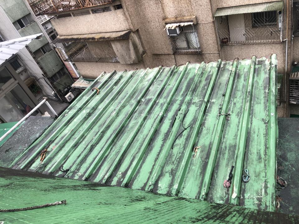 鐵皮屋頂案件圖片