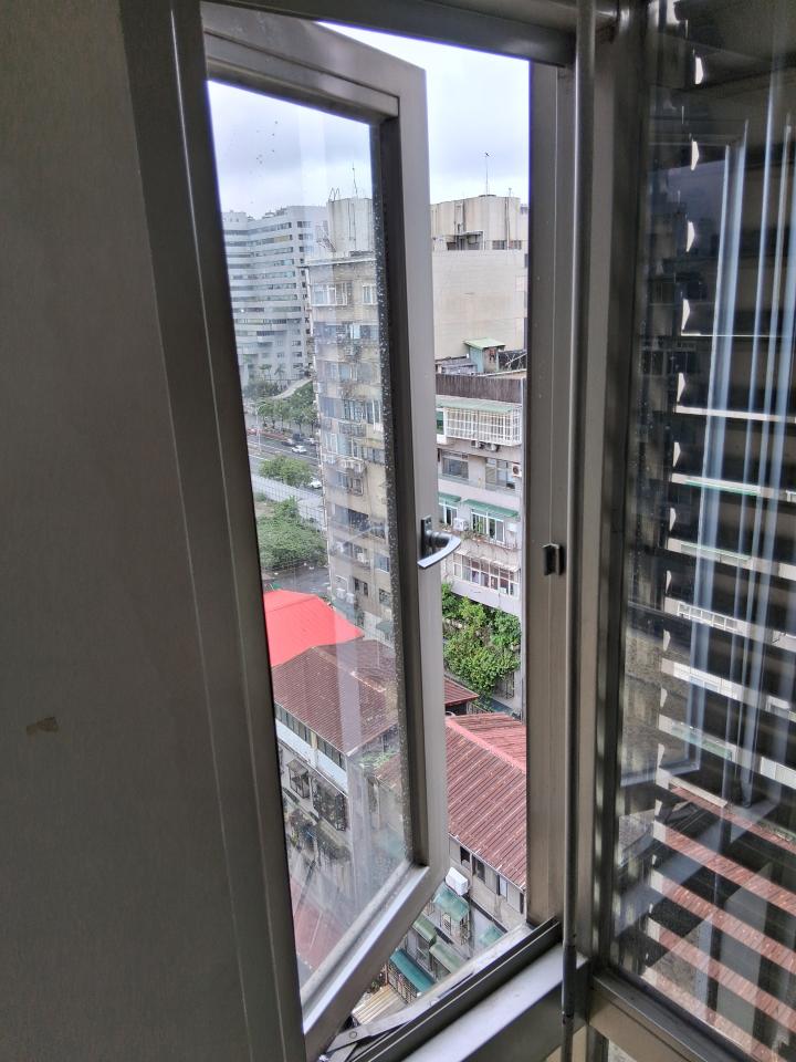 窗戶維修案件圖片