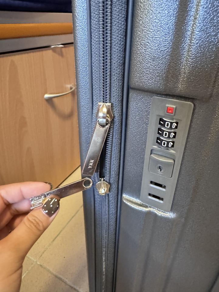 行李箱維修案件圖片