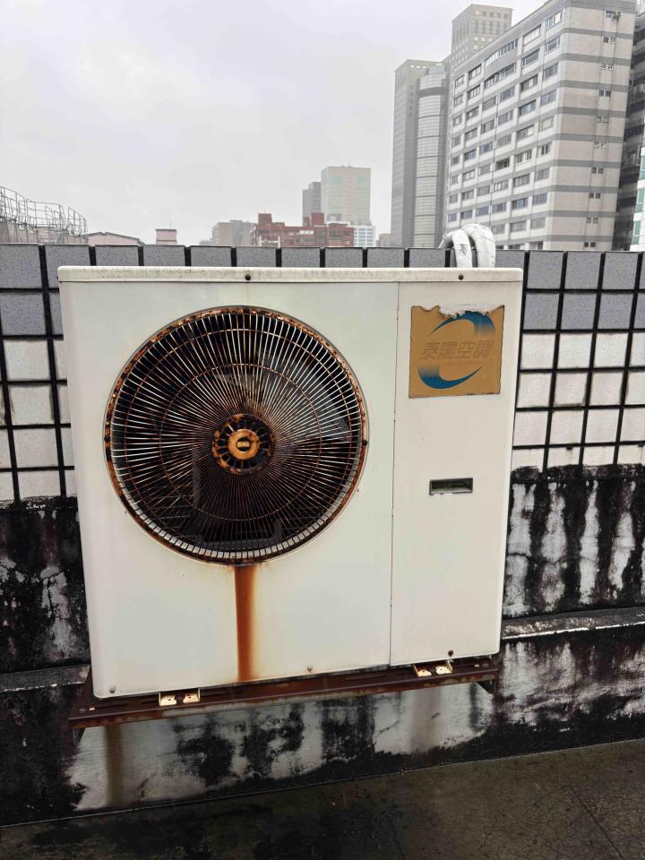冷氣維修保養案件圖片