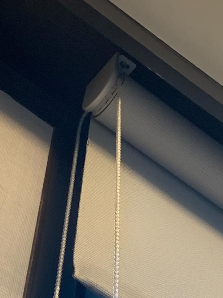 窗簾安裝維修案件圖片