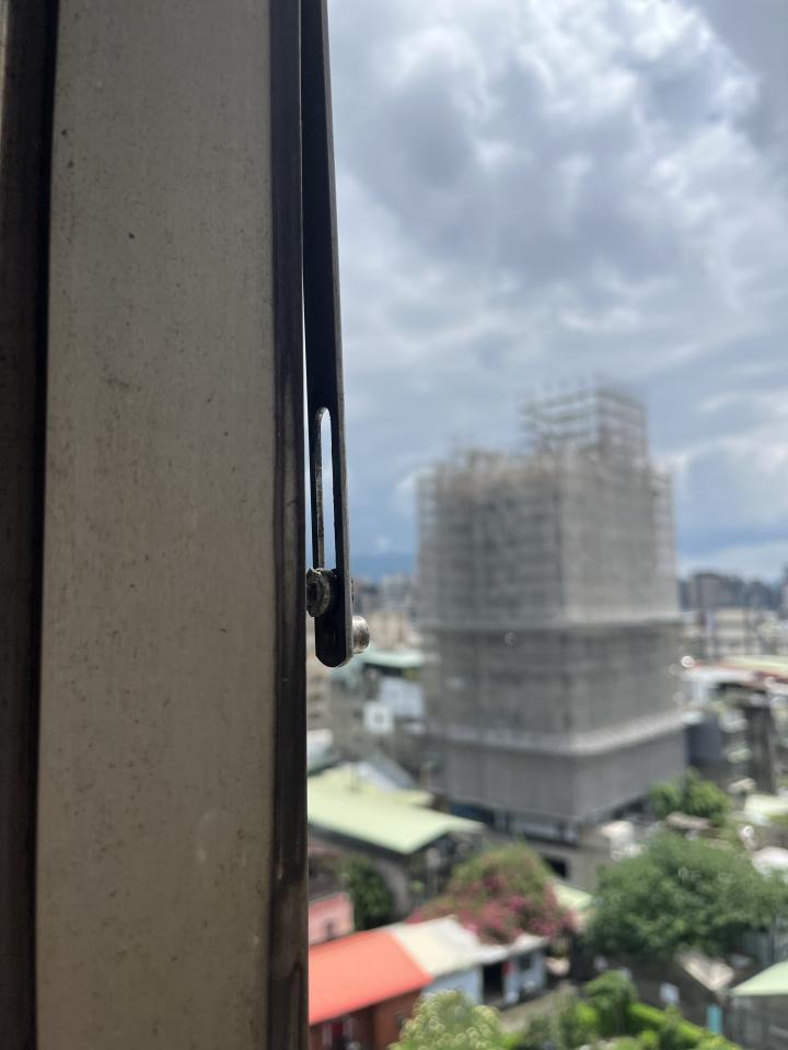 窗戶維修案件圖片