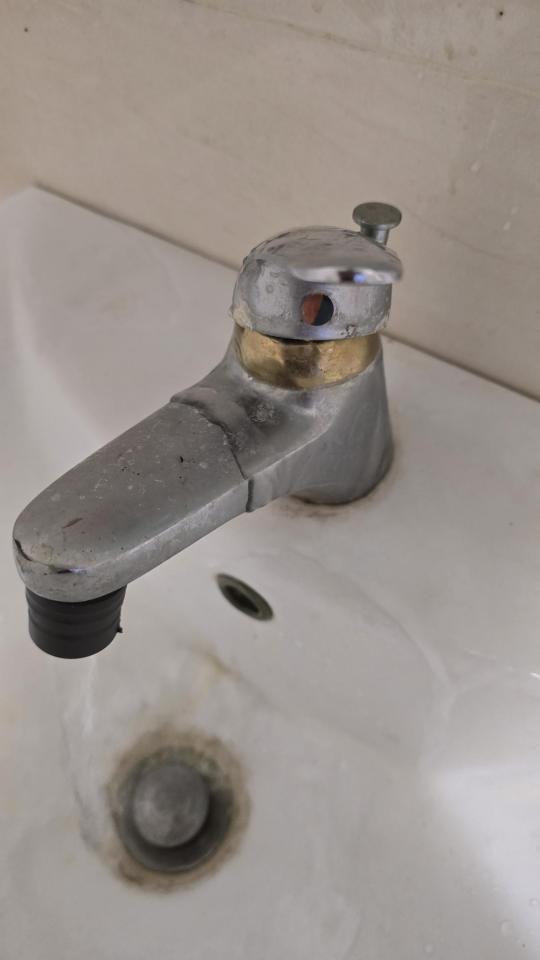 水龍頭裝修案件圖片