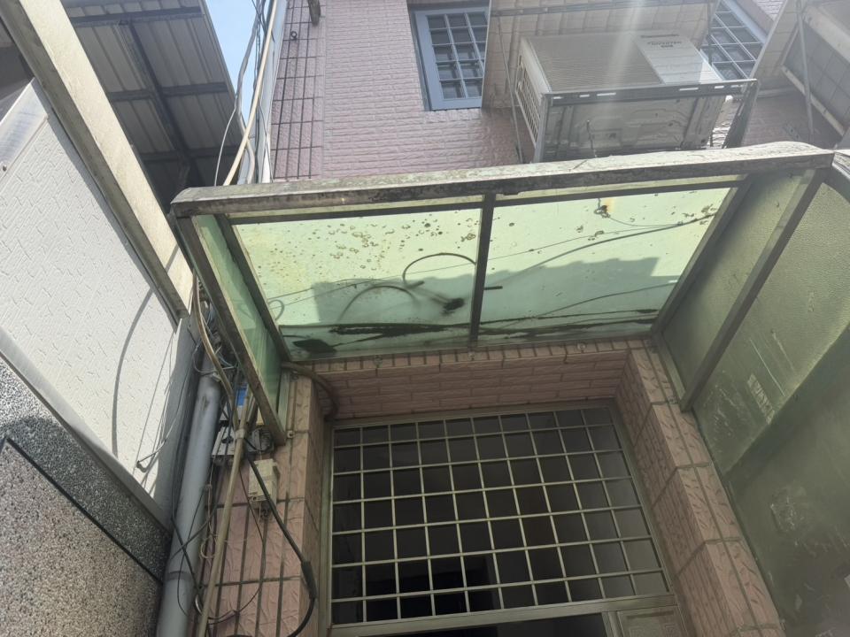 採光罩案件圖片