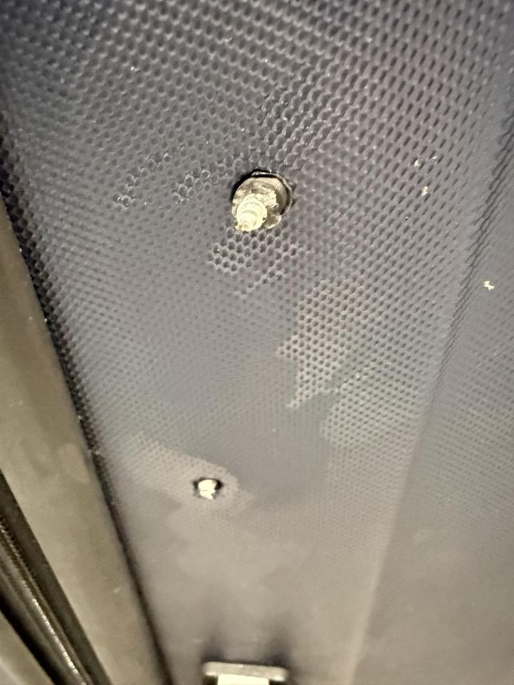 行李箱維修案件圖片