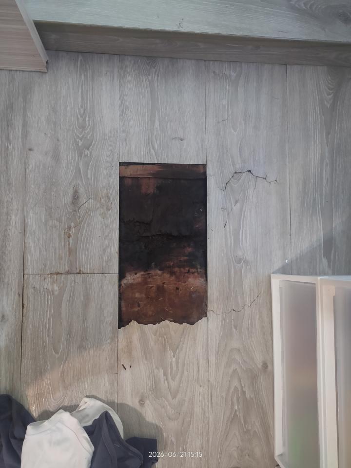 地板維修案件圖片