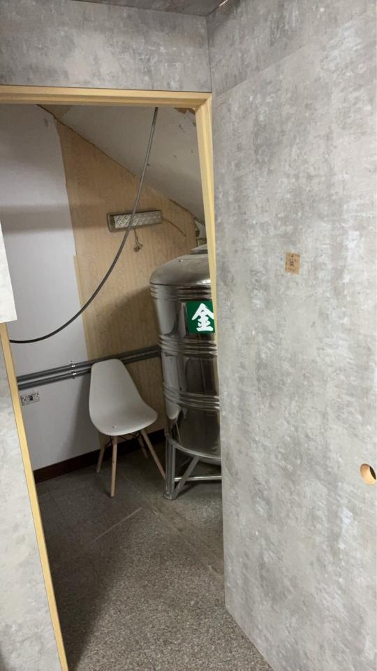 門片安裝案件圖片