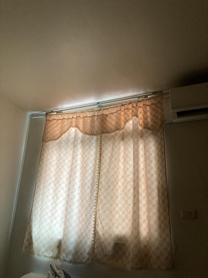 窗簾安裝維修案件圖片