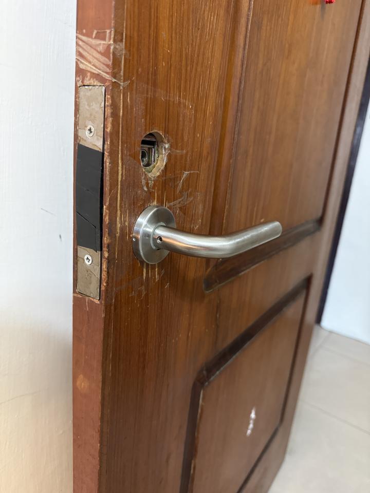 門片安裝案件圖片