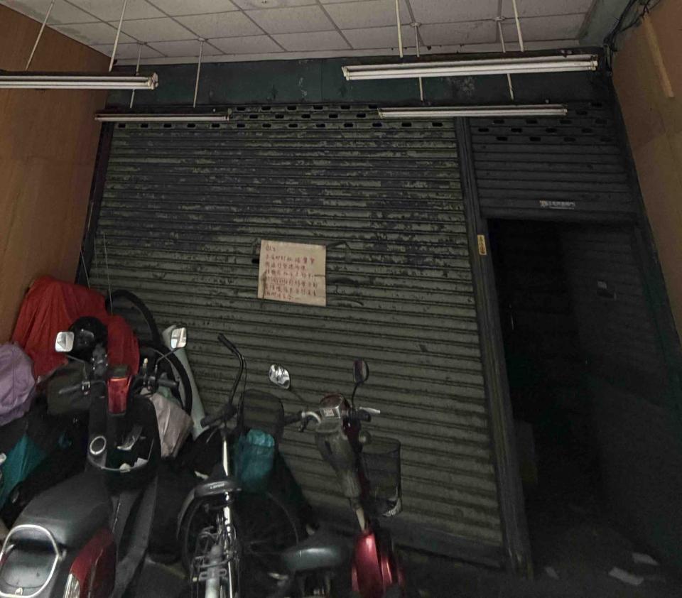 鐵捲門維修案件圖片