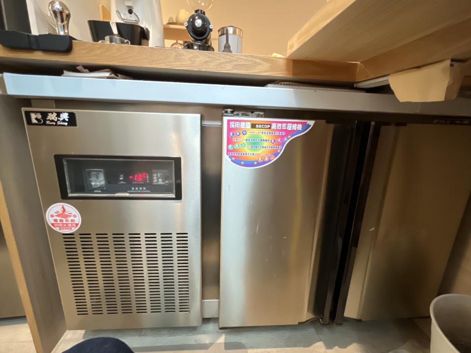 冰箱維修案件圖片