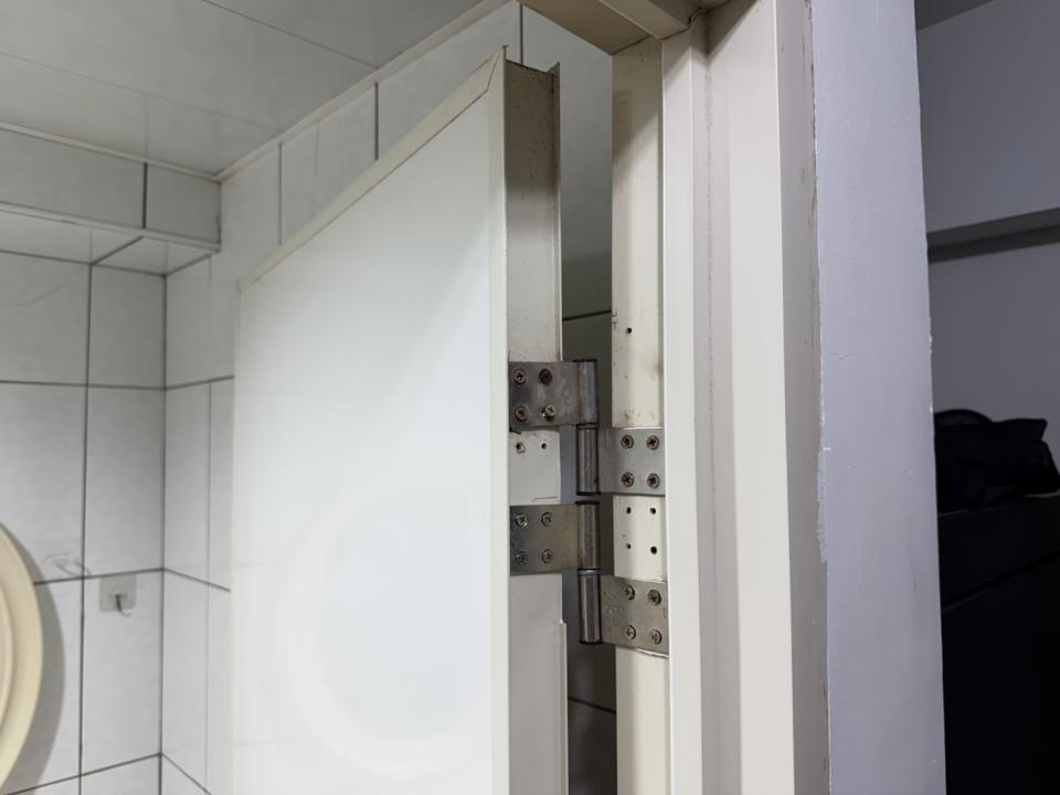 門片安裝案件圖片