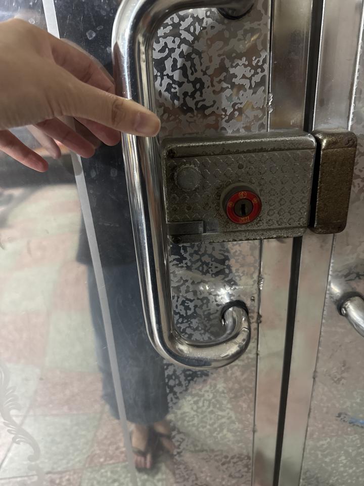門片維修案件圖片