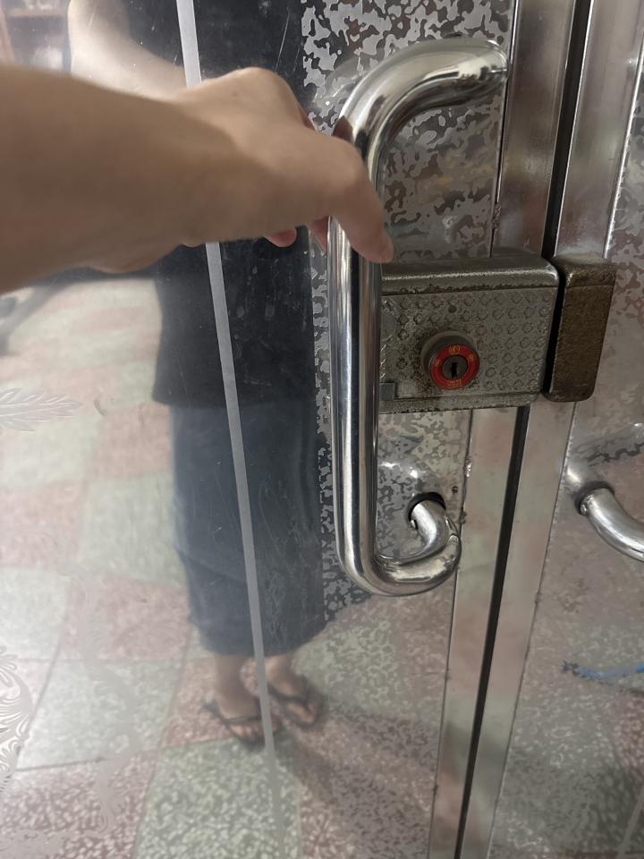 門片維修案件圖片