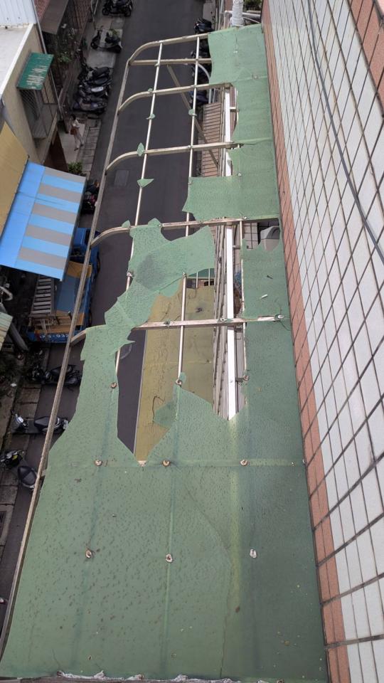 遮雨棚安裝案件圖片