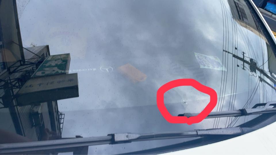汽車玻璃修補案件圖片