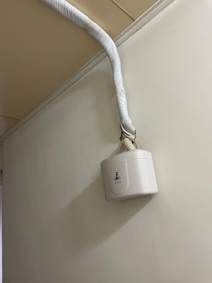 冷氣排水器安裝案件圖片