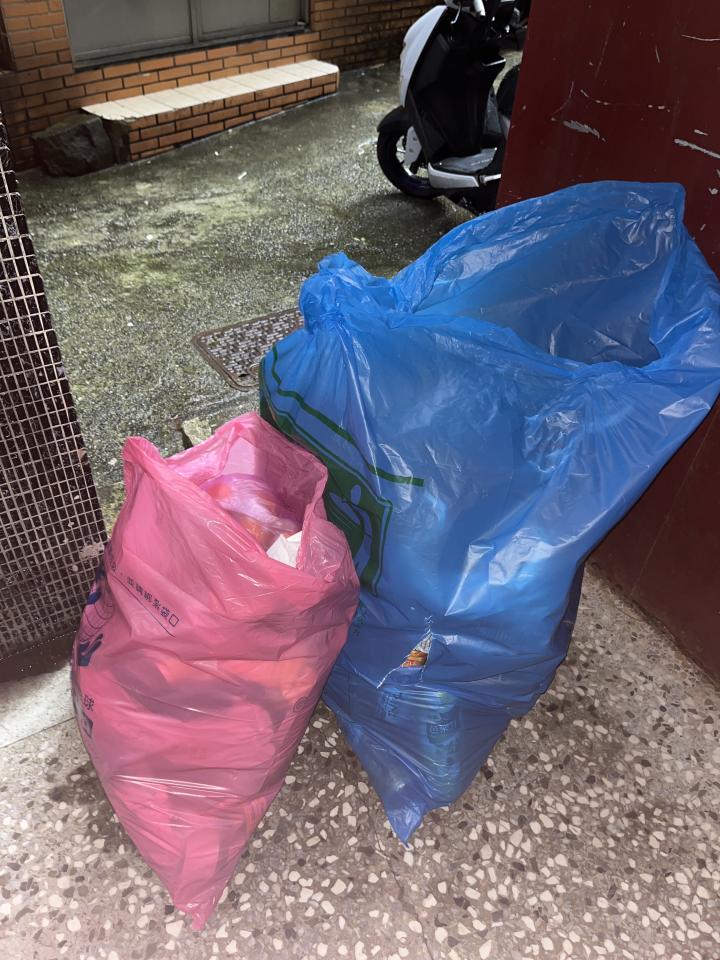 代收垃圾案件圖片