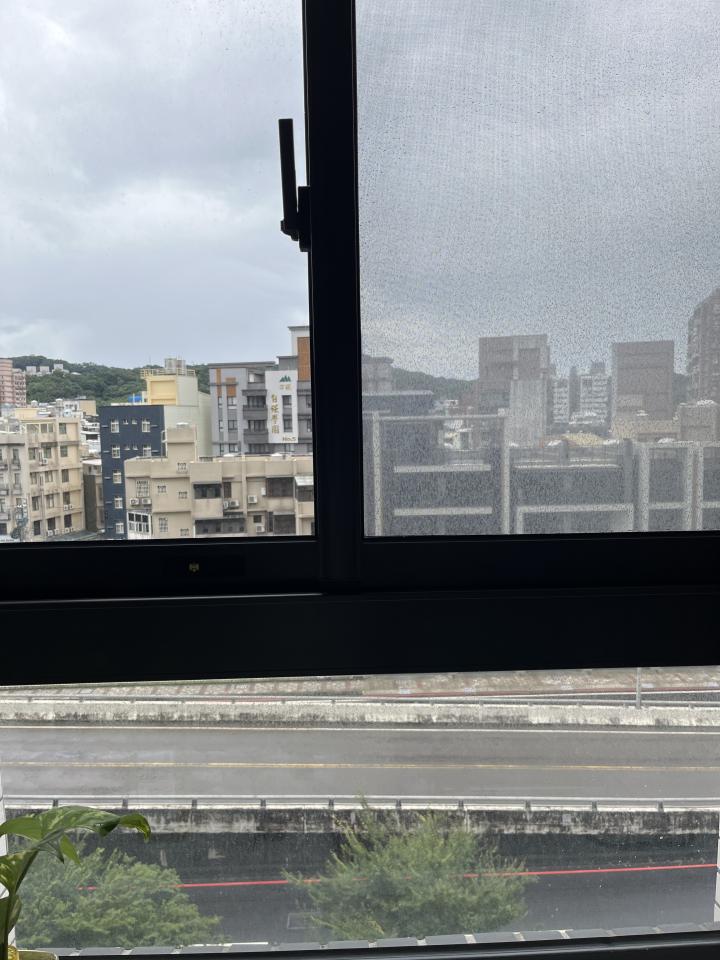 玻璃清潔案件圖片