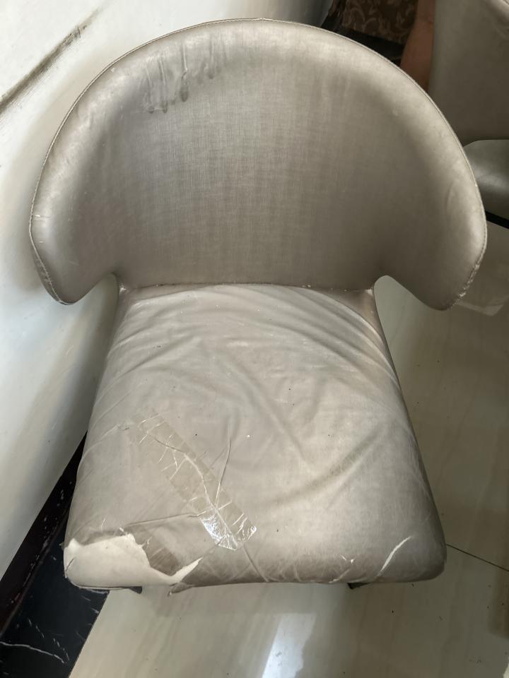 沙發修理案件圖片