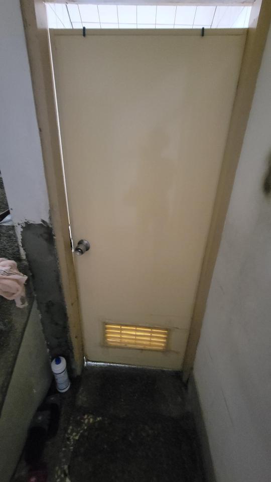 門片安裝案件圖片