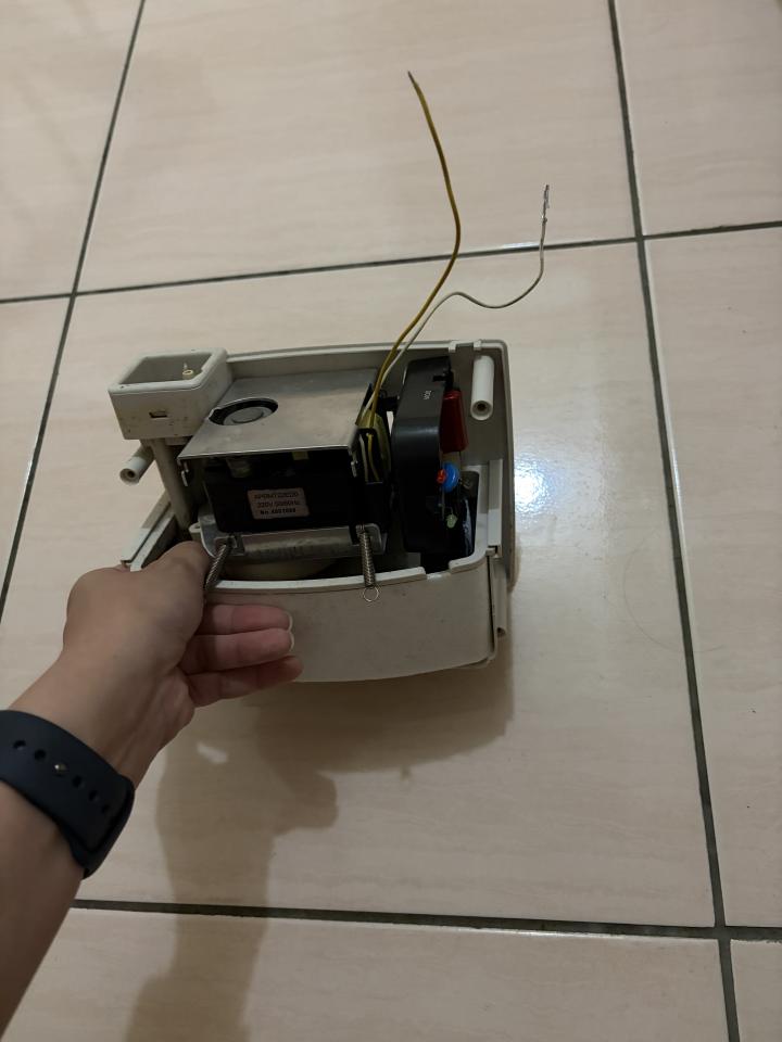 冷氣排水器安裝案件圖片