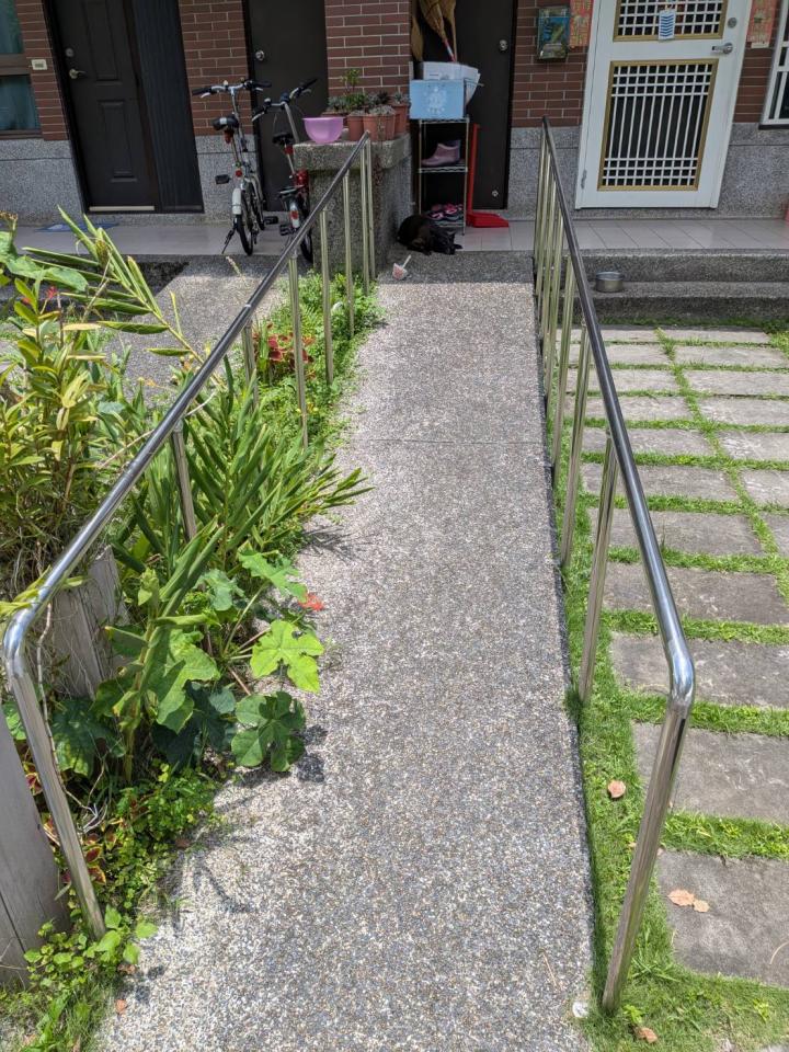 樓梯扶手案件圖片