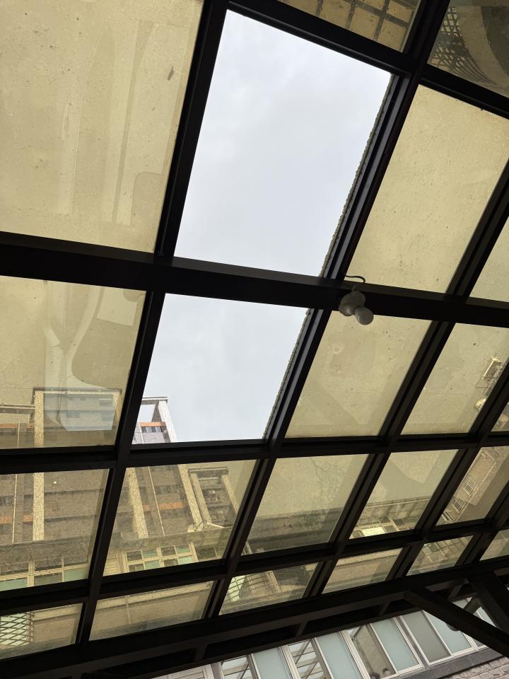 採光罩案件圖片