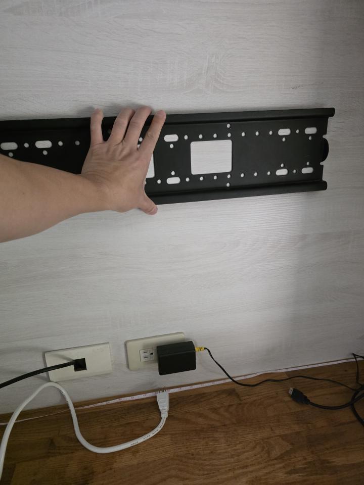 電視壁掛架安裝案件圖片