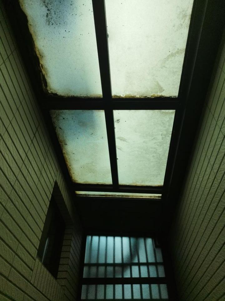 採光罩案件圖片