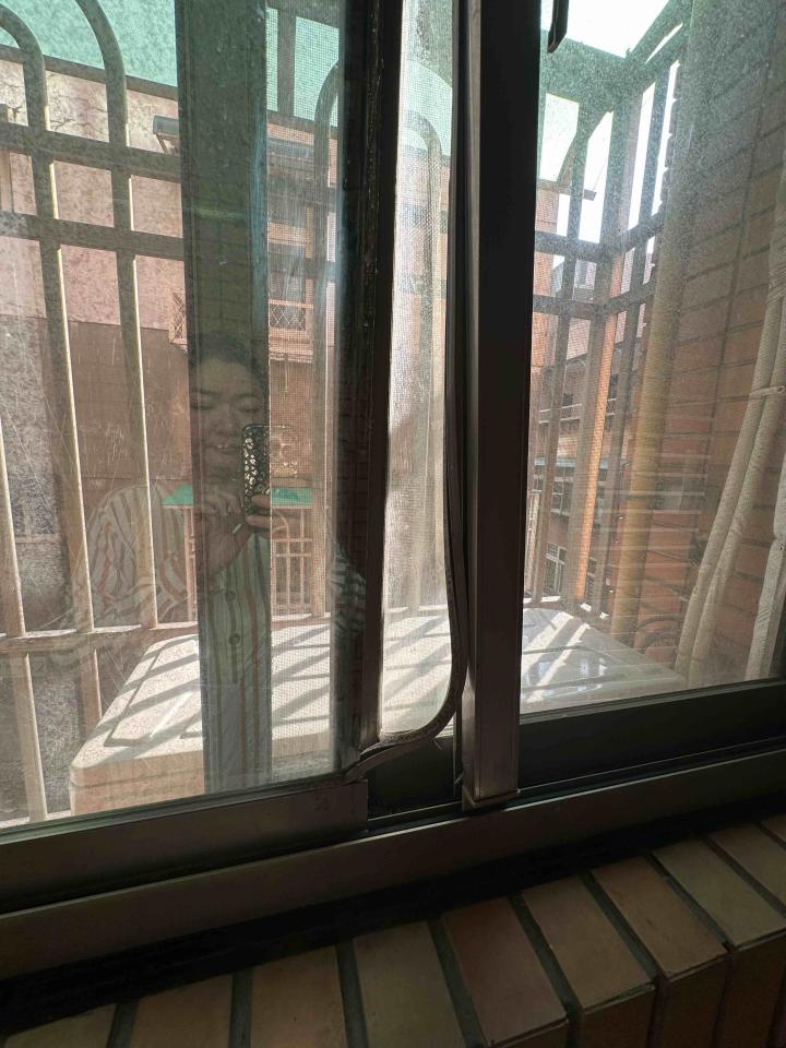 窗戶維修案件圖片