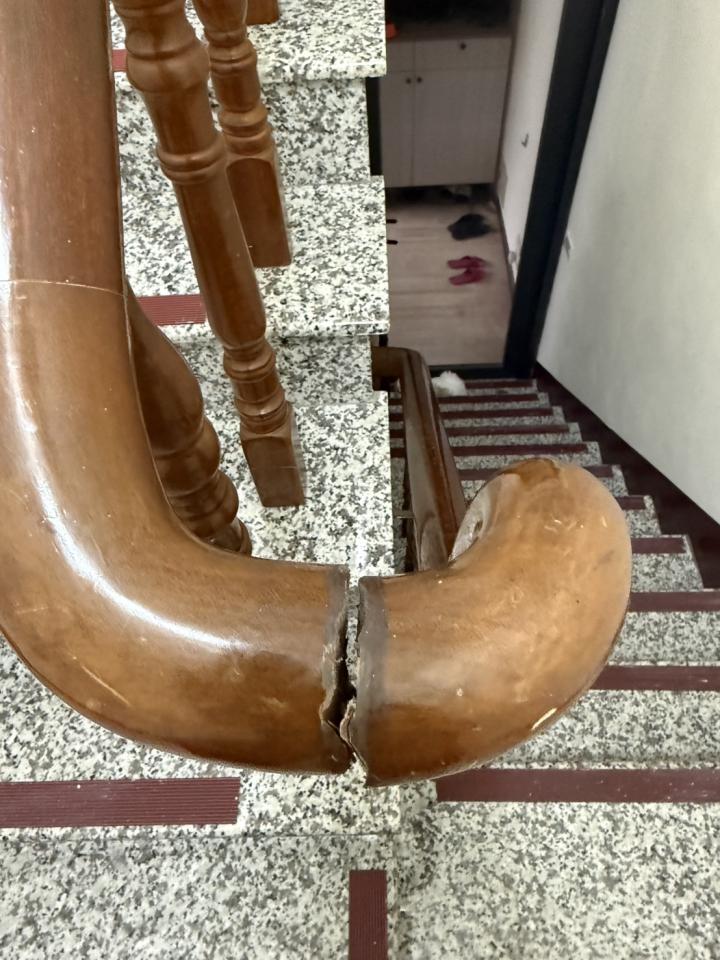 樓梯扶手案件圖片