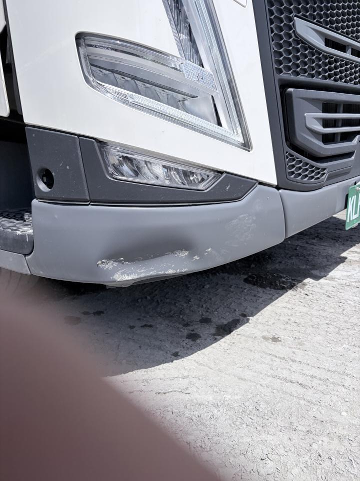 汽車板金烤漆案件圖片