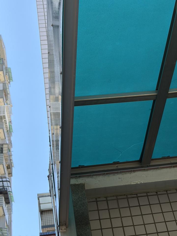 採光罩案件圖片