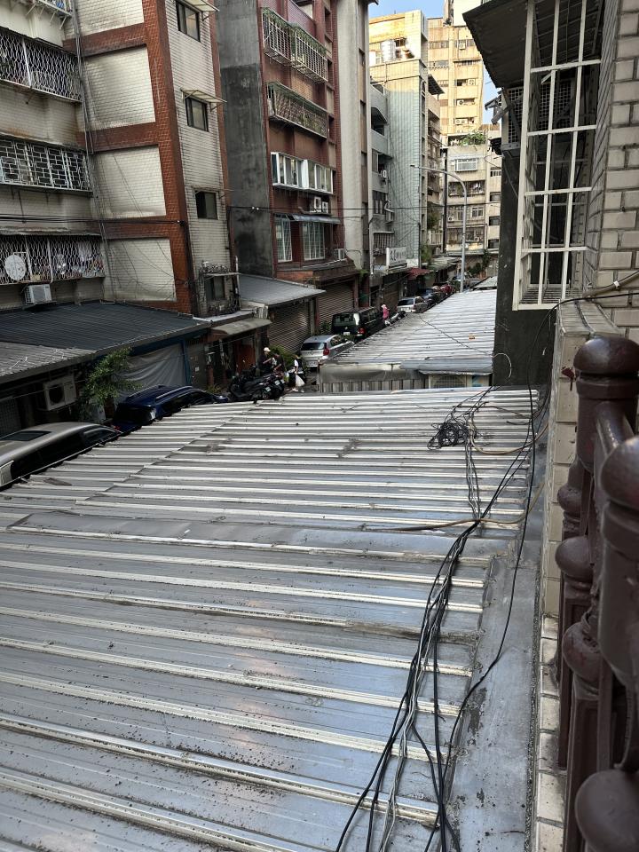 遮雨棚安裝案件圖片