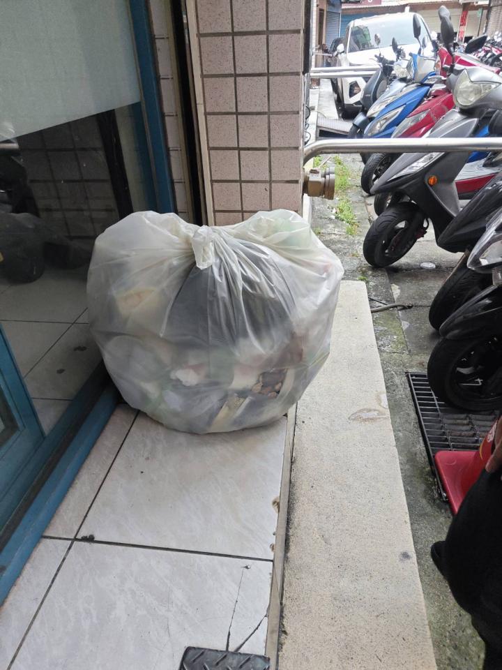 代收垃圾案件圖片