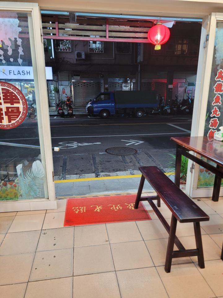 伸縮門案件圖片