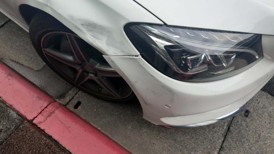 汽車板金烤漆案件圖片