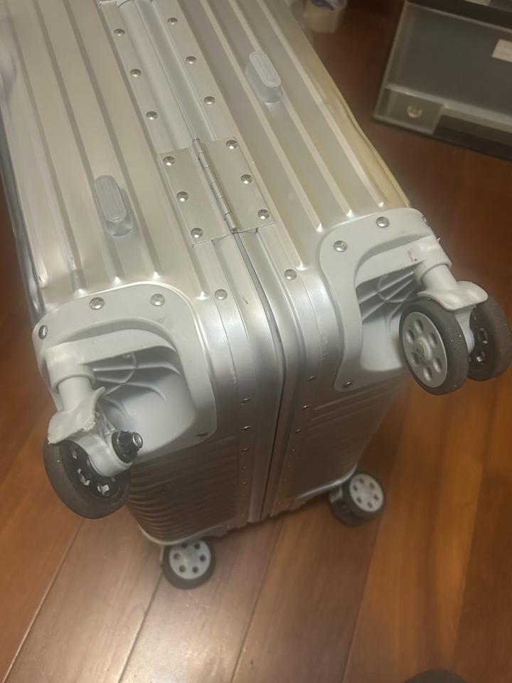 行李箱維修案件圖片