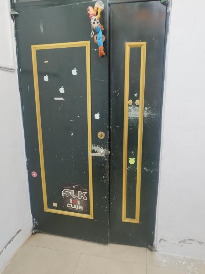 鐵門案件圖片