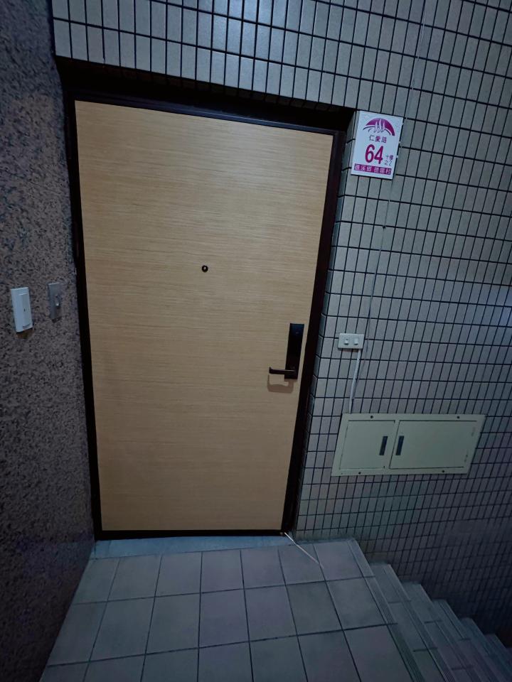 鐵門案件圖片