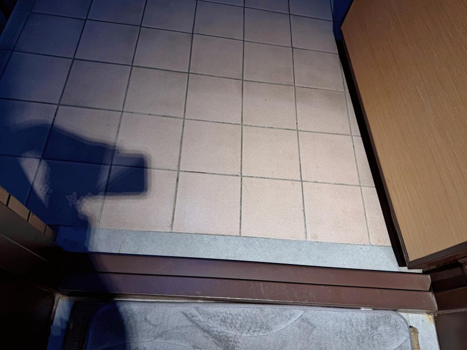 鐵門案件圖片