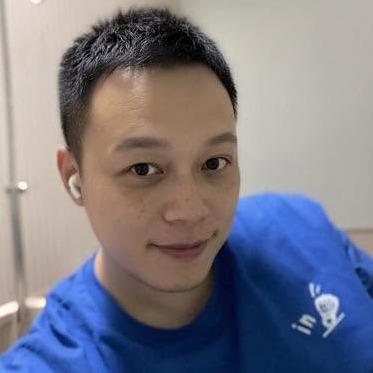 提供問卷服務的專家闕佑佑