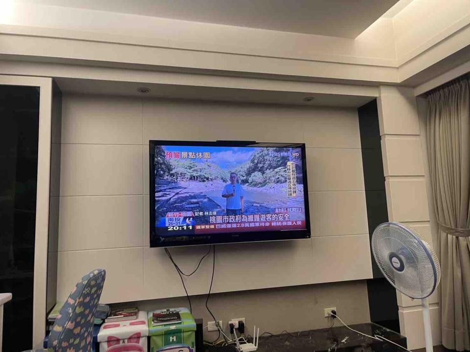 電視壁掛架安裝案件圖片