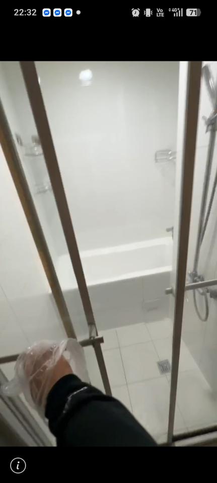 淋浴拉門安裝維修案件圖片