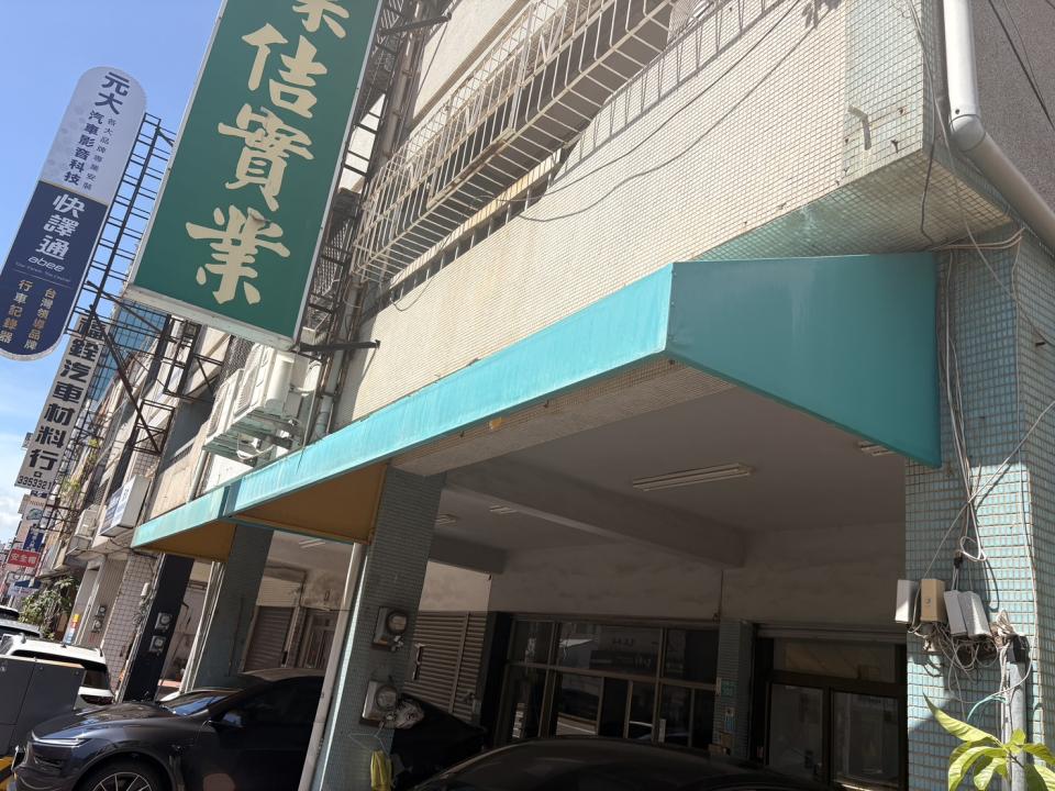 遮雨棚安裝案件圖片
